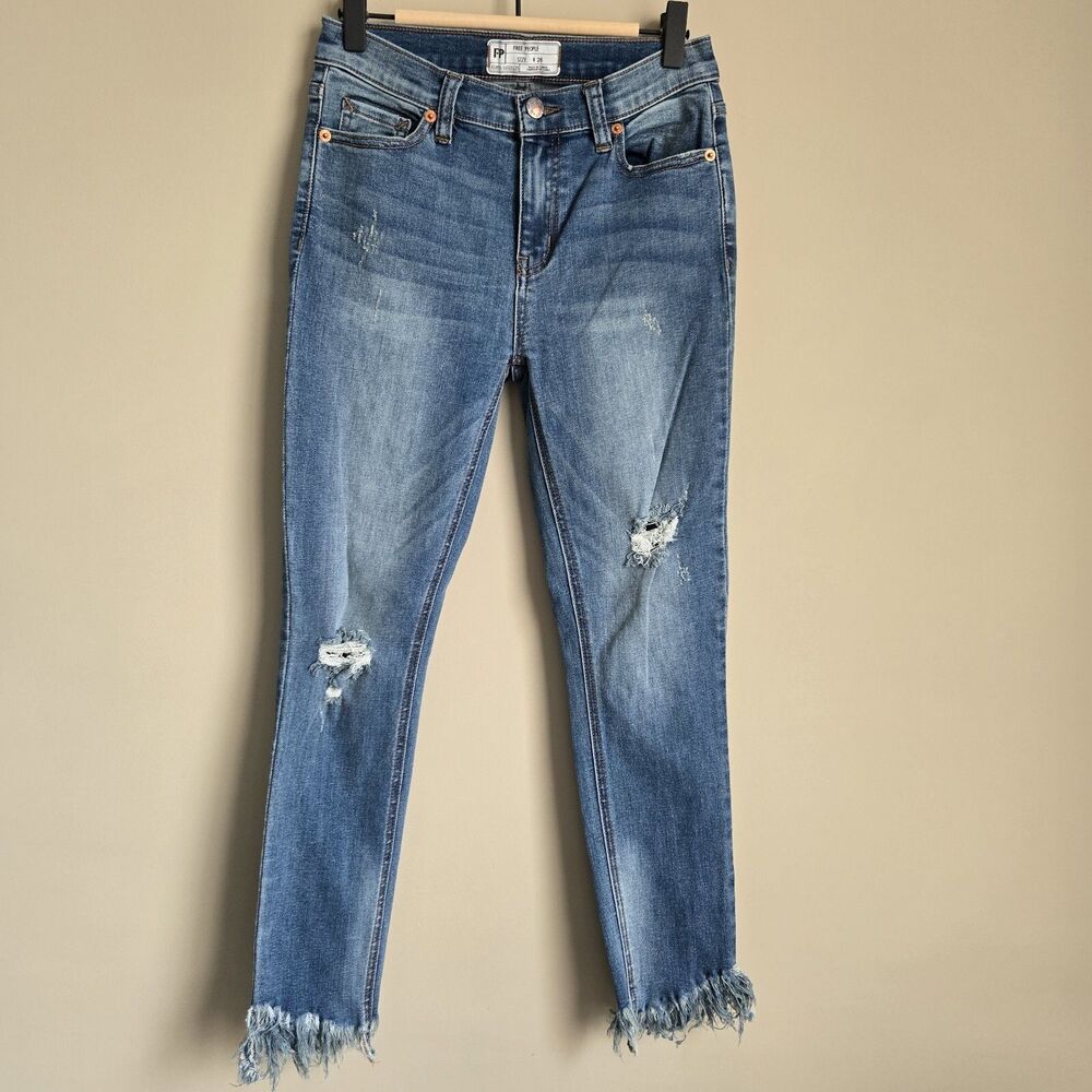 Free People Size 26 Great Heights Skinny Jeans Fray Hem Distressed Medium Wash